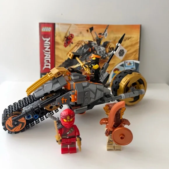 LEGO NINJAGO Cole's Dirt Bike Set (Retired Set) - Picture 2 of 10